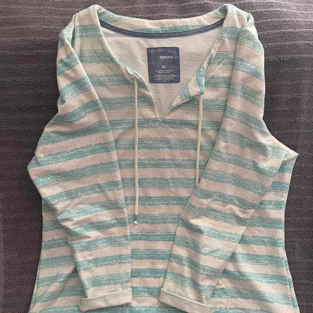 New w/tag women's Sonoma pullover sz. XL
